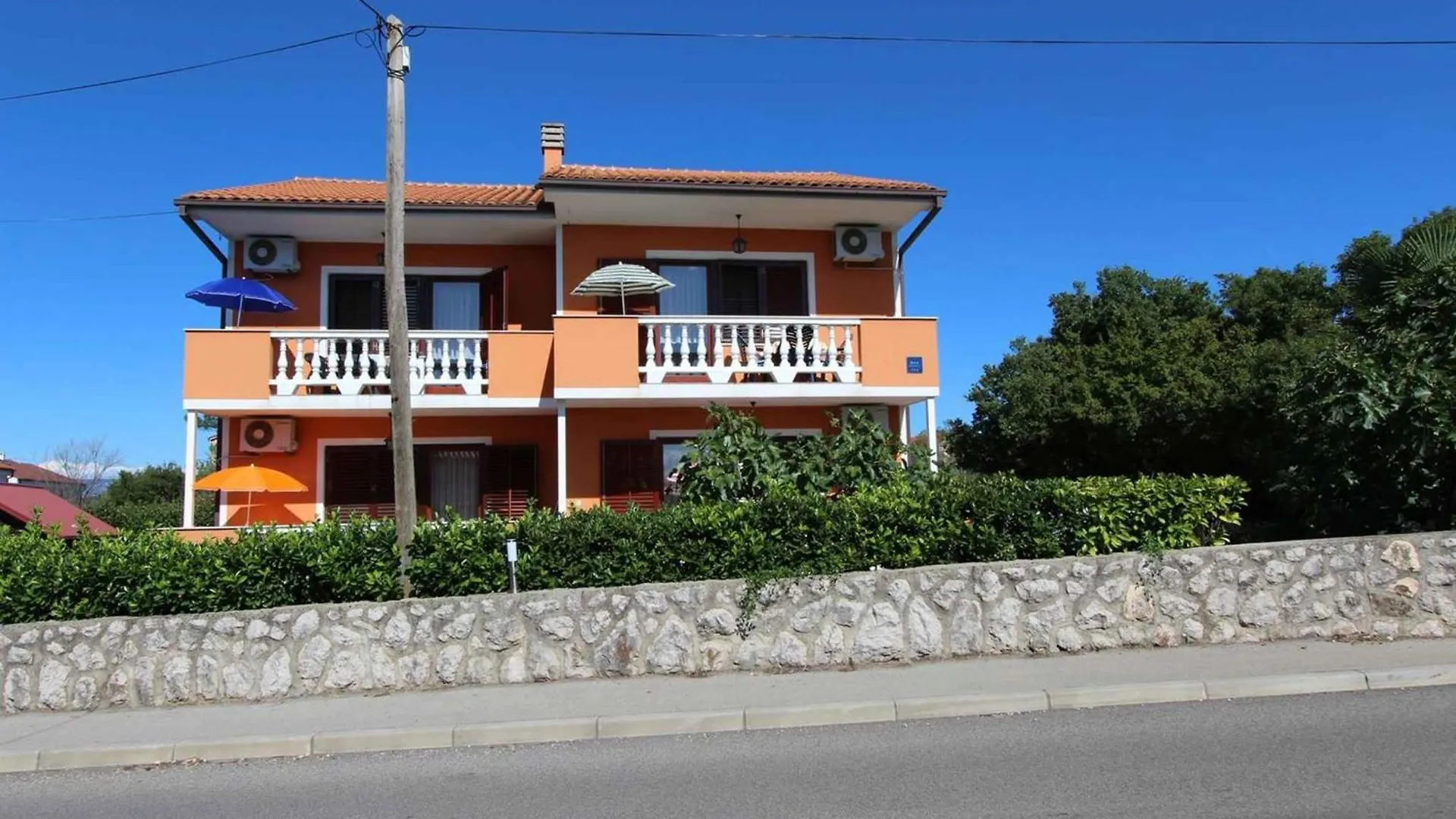 Apartments In Milcetici - Insel Krk 53301 말린스카